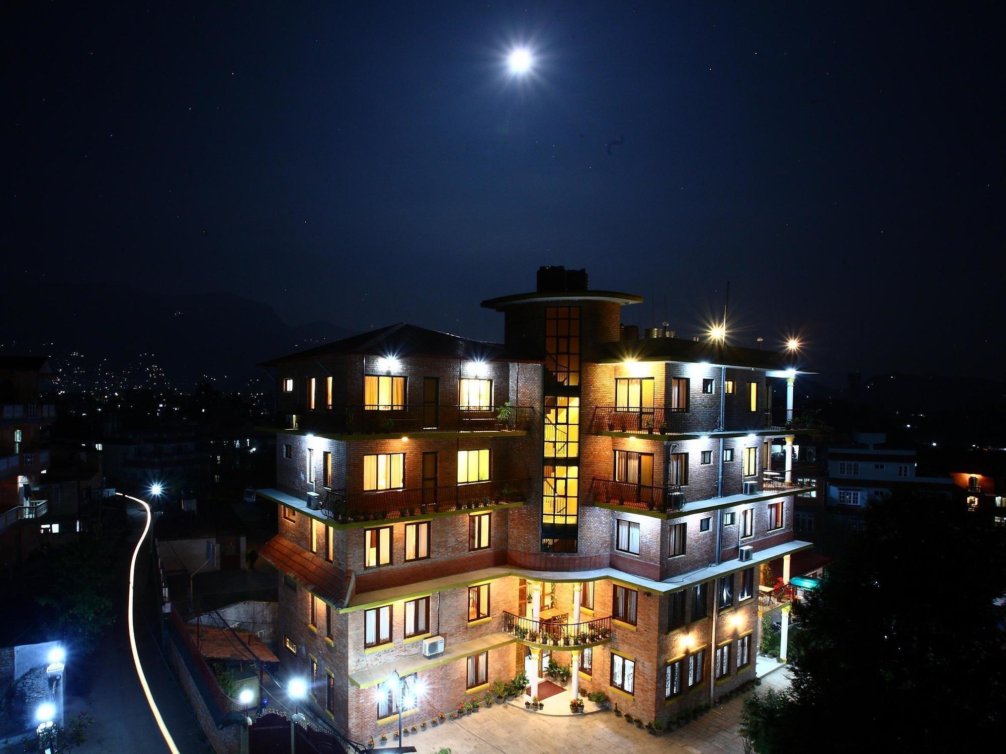 Royal Astoria Hotel Kathmandu Bagian luar foto