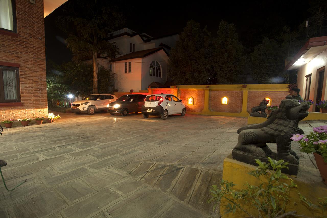 Royal Astoria Hotel Kathmandu Bagian luar foto